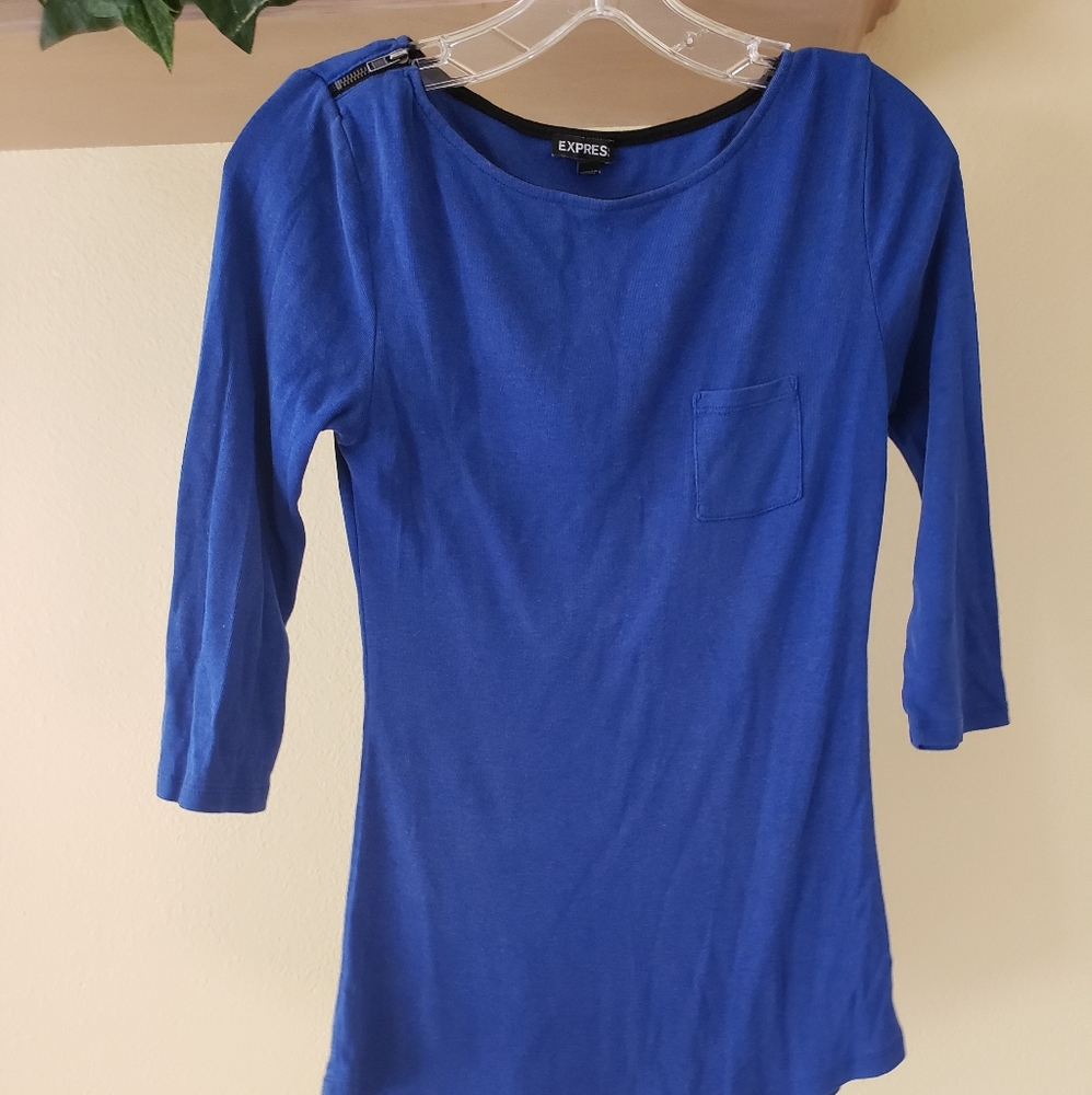 express • zip shoulder knit pocket top